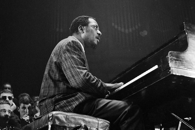 What instruments make up a jazz band Radio Art The Art of Relaxing