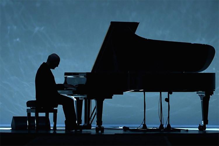The Best of Ludovico Einaudi Piano »